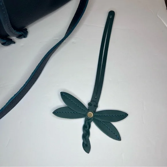 NWT Portland Leather Goods Large Bucket Bag Boreal Leather Crossbody + Tassel - Picture 14 of 16